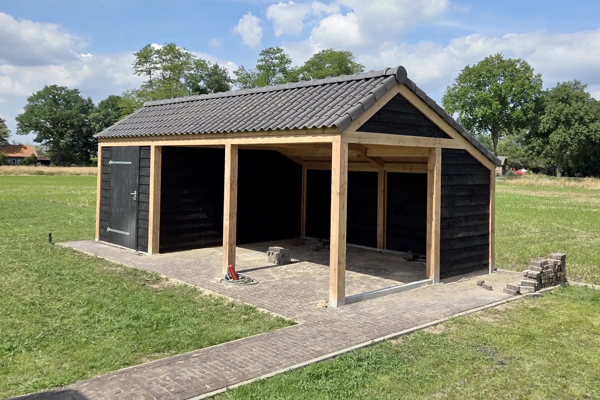 FotoSchuur, overkapping of tuinhuis? Dit past het beste bij jouw tuin